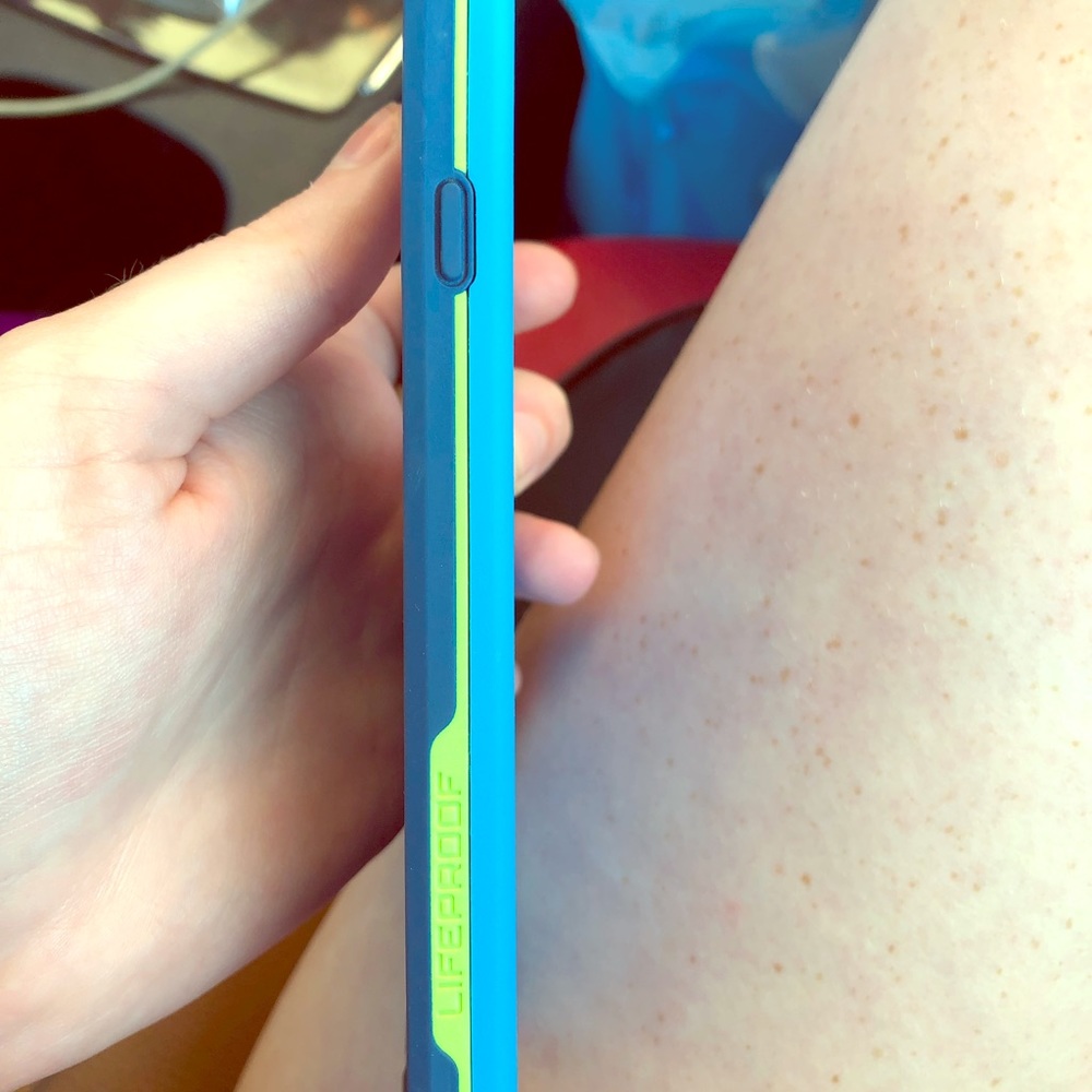 iPhone 6,7,8 lifeproof case